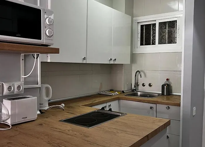 Encantador Estudio con Piscina